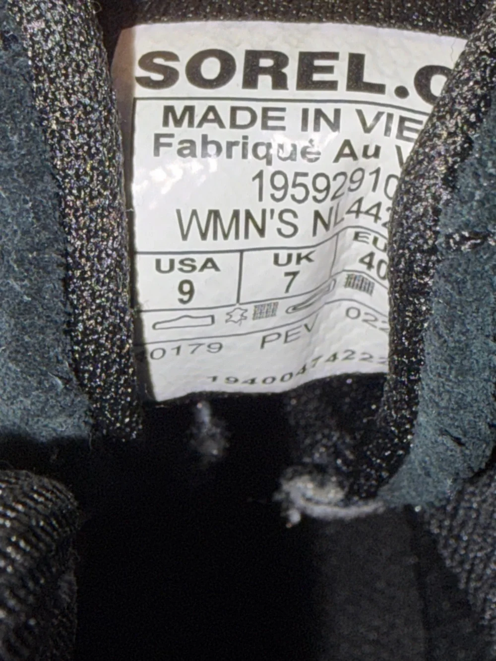 Sorel Out N About III Duck Boot Black Gray Size 9